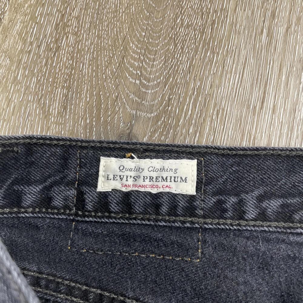 Levi’s Premium Black Denim Skirt W24 Raw Hem Grunge Chain PC9 34963-0027 - Picture 7 of 16
